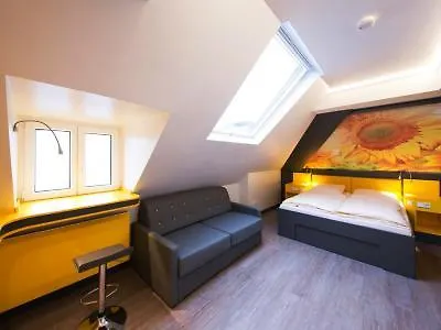Buddy Hotel 3*