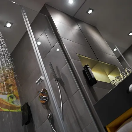 Buddy Hotel 3*