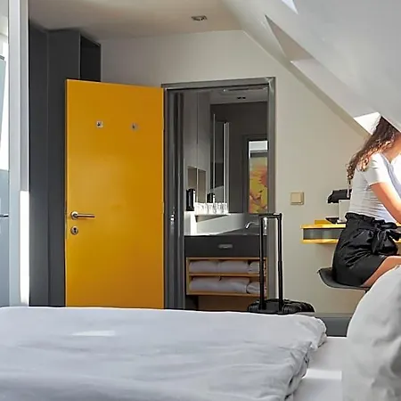 Buddy Hotel