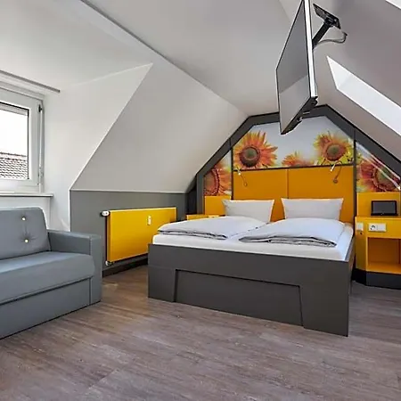 Buddy Hotel 3*