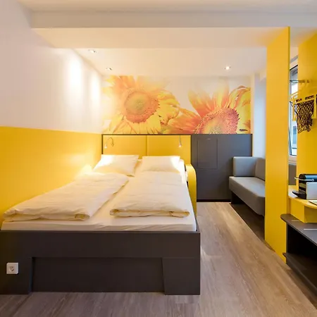 Buddy Hotel
